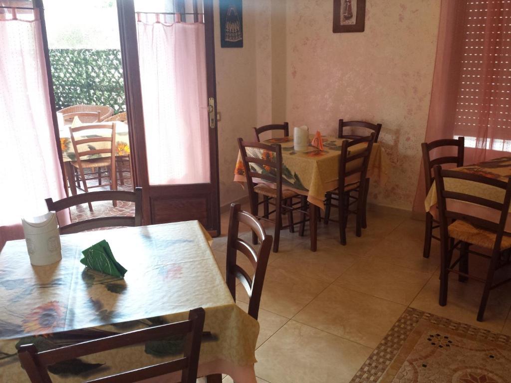 Sa Marina Bed & Breakfast La Caletta Ngoại thất bức ảnh
