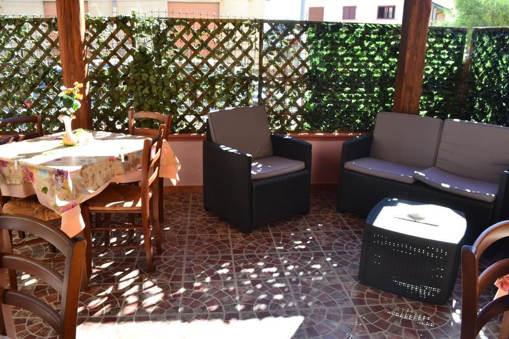 Sa Marina Bed & Breakfast La Caletta Ngoại thất bức ảnh